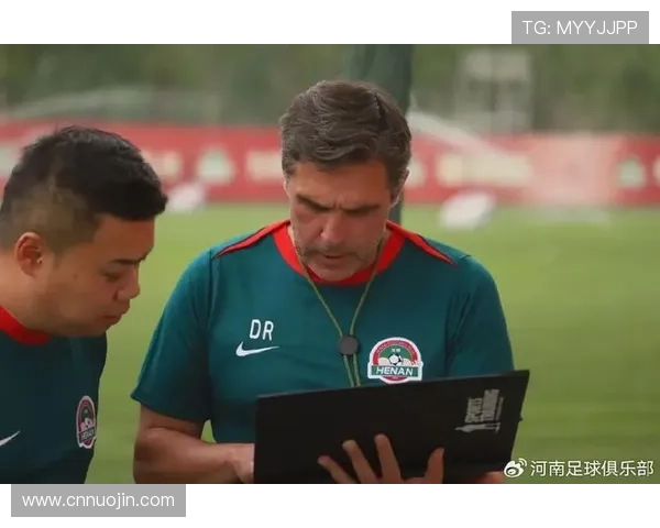 文班期待球队每场胜利教练组将激励球员承担责任与使命感